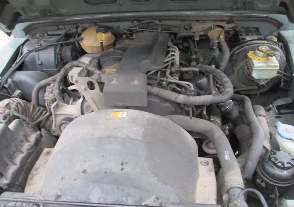 Land Rover Defender cena 69900 przebieg: 230000, rok produkcji 2010 z Żnin małe 154